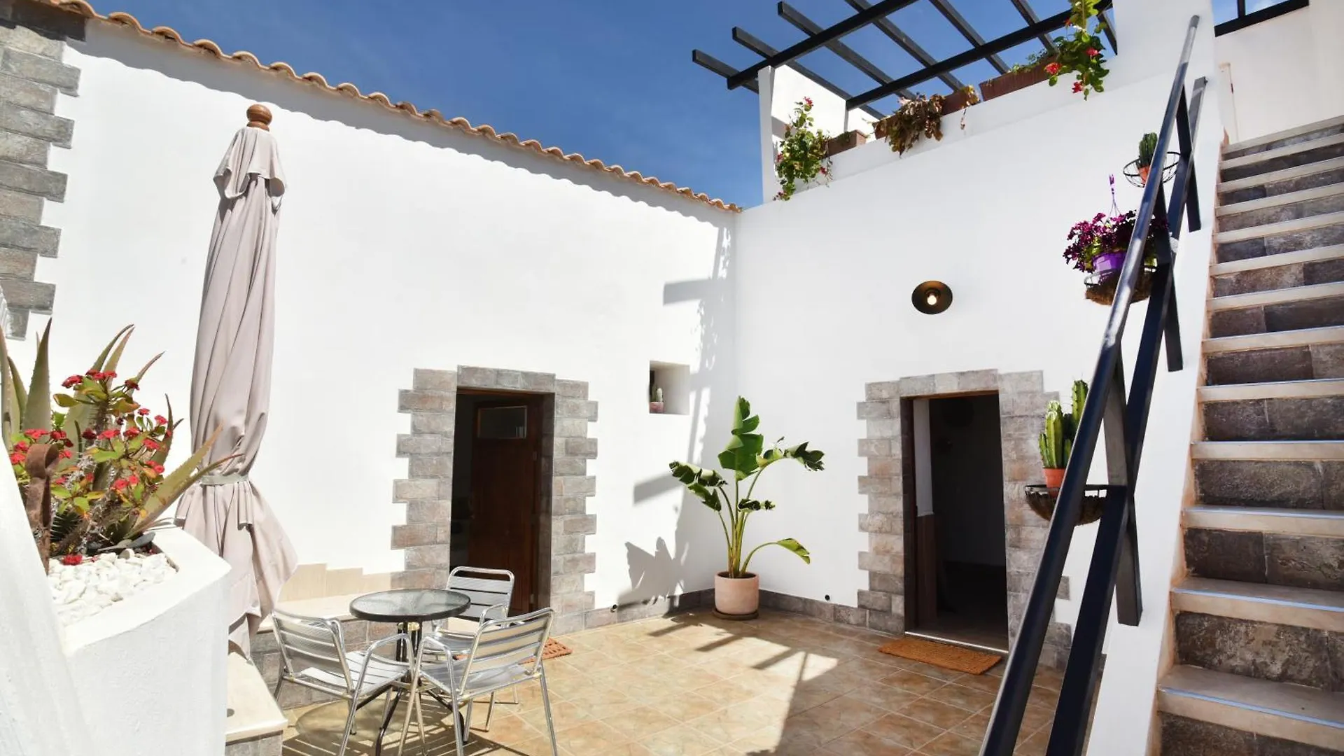 Casa Madonna Authentic Canarian Home La Oliva